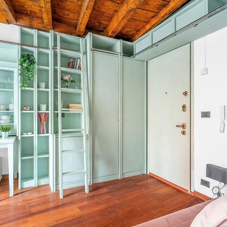 Mos29 - Luxurious Apartment - Near The Duomo Милано Екстериор снимка